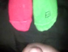 Cumming On Holiday Red And Green Socks