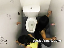 Sluts Race In Gloryhole To Suck Dick And Make Them Cum Faster