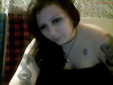 Young Slut Luna Playing On Cam