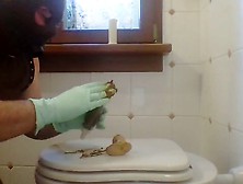 Mature Feish Lover Eating His Own Shit