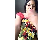Indian Aunty With Big Boobs On Webcam