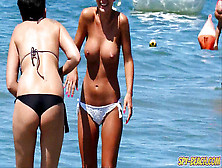 Hot Amateur Braless Hidden Cam Beach - Mind-Blowing Big Tits Babe