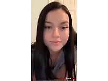 Whore Shows Her Nice Booty On Periscope