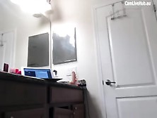 Huge Ass Mom Live On Camlivehub. Eu Showing Off Anal Play Sex Webcam Show