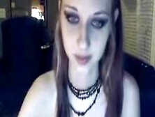 Liz Vicious - Dildo On Webcam