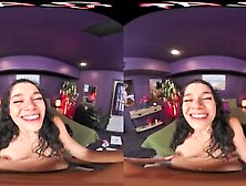 Harley Haze Monta Tu Polla Y Te Pide Un Facial En Realidad Virtual