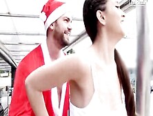 Chicasloca - Gigantic Butt Spanish Women Nikki Litte Celebrates Christmas With Outside Sex - Mamacitaz