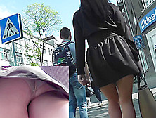 Black-Haired Sexy Girl Upskirt Outdoor Action