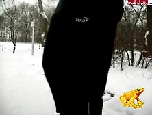 Hot Amateur Films Herself Pees On The Snow By Standing On It