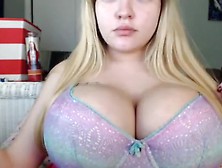 Giant Tits Angeldustbaby Shows Off Tits At Camspicy