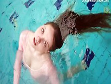 Hottest Underwater Tight Girl Simonna