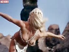 Magda Konopka In When Dinosaurs Ruled The Earth (1970)