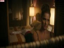 Amanda Peet In Dirty John (2018)
