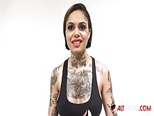 Interview With Busty Tattooed Beauty Genevieve Sinn