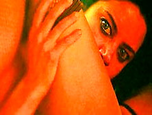 Aubrey Plaza & Vanessa Dubasso Lesbian Scene - Scandalplanet