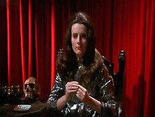 Sherry Miles, Celeste Yarnall In The Velvet Vampire (1971)