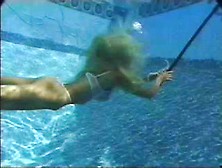 Jennaz Underwater