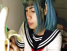 Deep Throat: College Girl Slips A Whole Banana Inside Her Mouth.