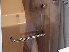 【中出し夫婦】第6話　ホテルのシャワールームでガラスに巨乳を押し付けて立ちバックSexをしました。　高画質＆完全版はOnlyfansへ