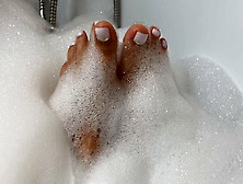Foot Fetish Videos In The Bathtub..  Lots Of Foam And Cream