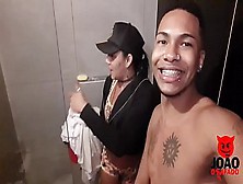 Chamei A Casada Para Tomar Banho Junto No Hotel Em São Paulo - Joao O Safado - Ksal Sexy