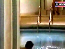 Gabriella Barbuti Sex In Shower – Delitti A Luce Rossa