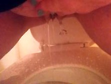 Amateur Horny Piss Pising Peeing Milf Close Up