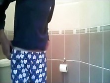 Voyeur Tapes Girls In The Bathroom Compilation