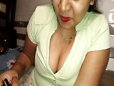 Sexy Girl Kajal Boobs Show During Dirty Talking.