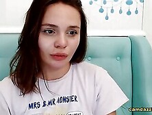Brunette Beauty Giving Amazing Sexy Webcam Show