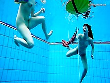 Hottest Underwater Babes Lesbians