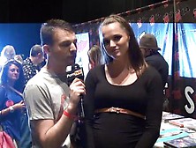 Pornhubtv With Tori Black At Exxxotica 2013