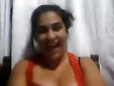 Tetona Latina Frente A La Webcam