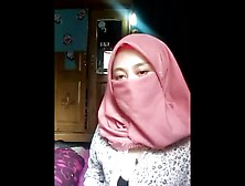 Indo Hijab - Hijab Indonesia Pengen Di Masukin Cock