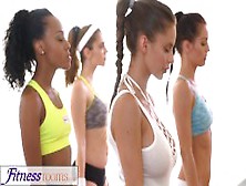 Fitnessrooms Sweaty Cleavage In A Room Full Of Yoga Babes