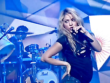 Latina,  Shakira