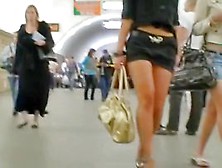 Stunning Babe Gets Her Ass Shot In A Mall On Hidden Cam