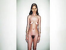 Tamil Slut Sindhuja Posing Nude