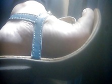 Candid Hawt Feet And Soles On Public Bus!