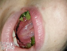 A Bite Of Cucumber (Layra/women 4#-Vore)