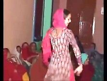 Pakistani Hot Girl Wedding Dance