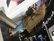 Gorgeous Lady With Hot Feet Filmed In Public Wearing Sexy Shoes