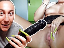 Hugh Dildo Fuck! German Babe Stretches Her Pussy