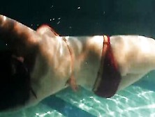 Siskina And Polcharova Strip Naked Underwater