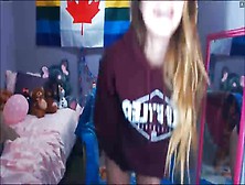 Perfect Petite Webcam Teen Hottie Using Her Magic Wand