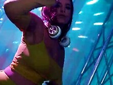 Lasirena69 Is All Alone In The Dj Booth And Masturbates