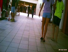 Hot Young Candid @ Mall Great Legs