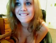 Lekkere Latina Teased En Stript Voor De Webcam
