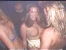 Topless College Girls In Club Sucking Others Tits