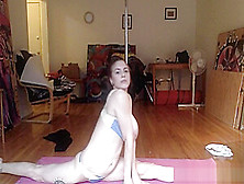 Big Natural Tits Brunette Does Yoga Live On Webcam